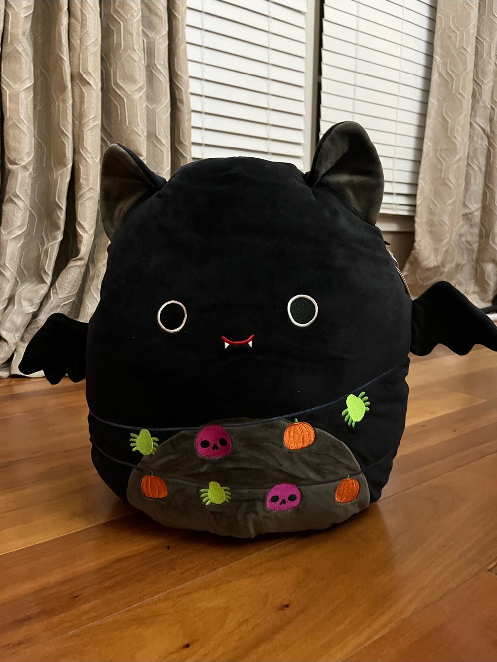 *NWT* Squishmallows 14” Emily the Bat Fall/Halloween 2026